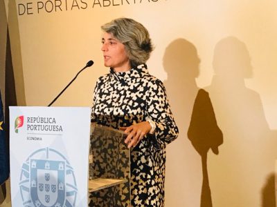Profissionais do setor das Artes abrangidos por apoios sociais e contributivos