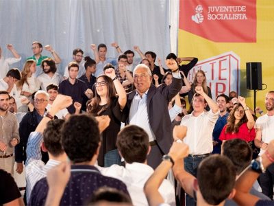 António Costa elogia propostas da JS