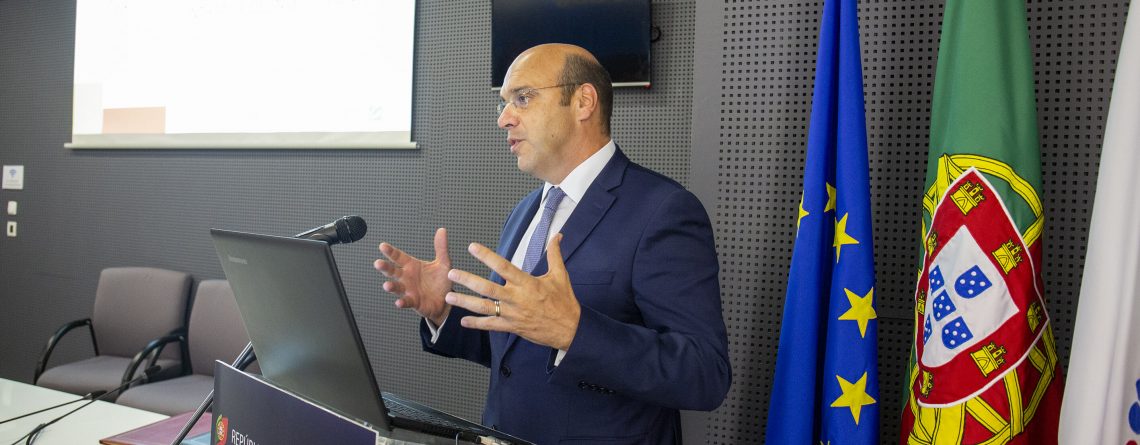 Ministro Adjunto e da Economia reafirma «boa capacidade de atração de investimento estrangeiro» de Portugal