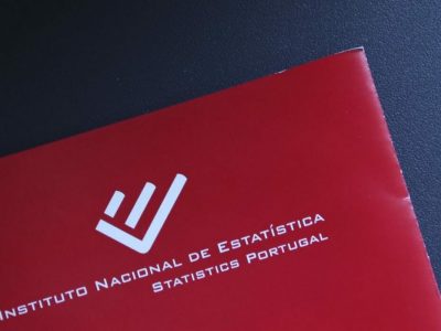INE revê em baixa ligeira taxa de desemprego em junho para 6,6%