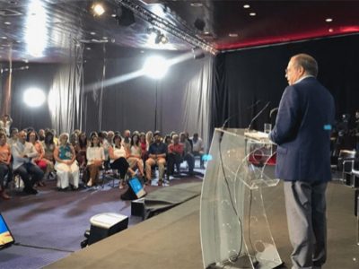 Carlos César pede mais força para o PS