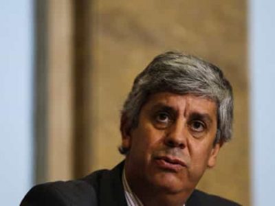 Ajuda externa: Portugal inicia reembolso antecipado também a credores europeus