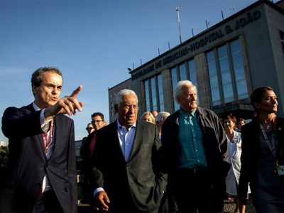 António Costa visitou obra em curso no Hospital de São João