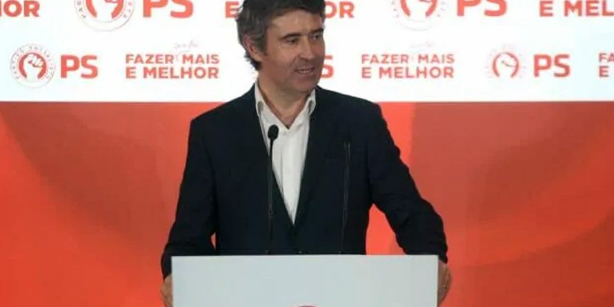 José Luís Carneiro eleito Secretário-geral adjunto por ampla maioria