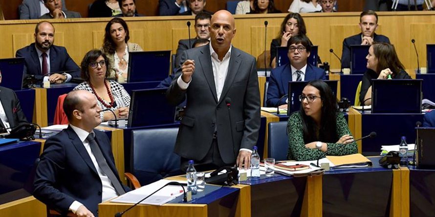 Paulo Cafôfo filiou-se no PS com “empenho e vontade” de lutar pelo projeto socialista na Região