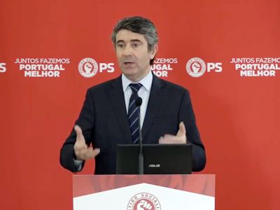 PS acusa PSD de ceder à vertigem populista
