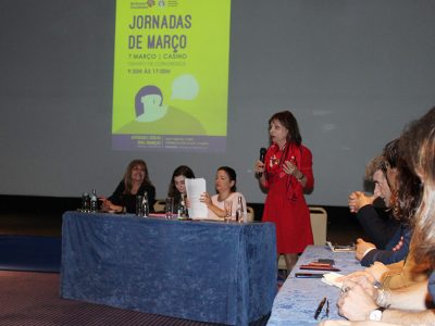 “É preciso mais mulheres na política e mais política para a igualdade”