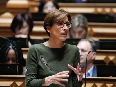 PS disponível para todos os debates que esclareçam os portugueses