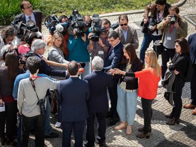 António Costa apela à responsabilidade de evitar espaços “mais conviviais”