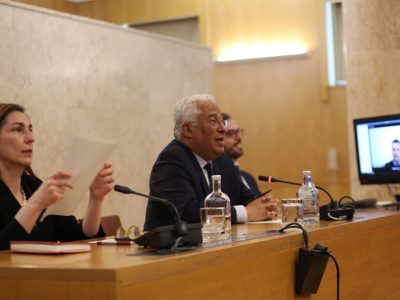 António Costa avisou bancada do PS de que a crise "está para durar"