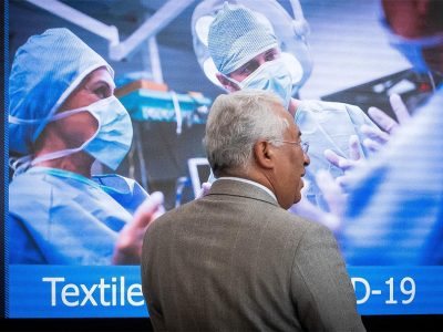 António Costa visitou centros de produção e anuncia chegada de milhares de equipamentos de proteção