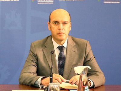 Linhas de apoio alargadas a empresas de comércio, serviços e transportes