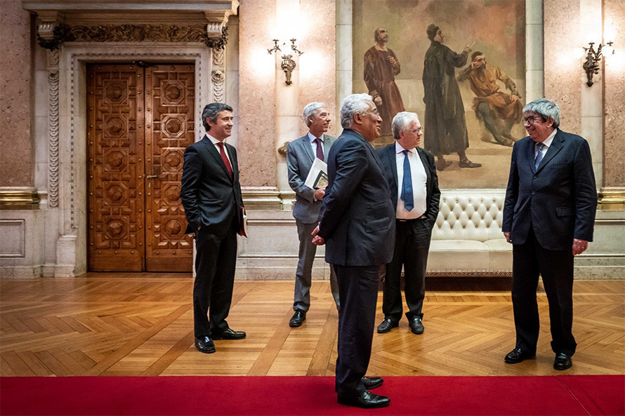 Este é o momento de começar a preparar uma reabertura gradual, progressiva e segura