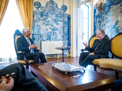 António Costa sublinha que fim do estado de emergência não implica aliviar rigor e disciplina