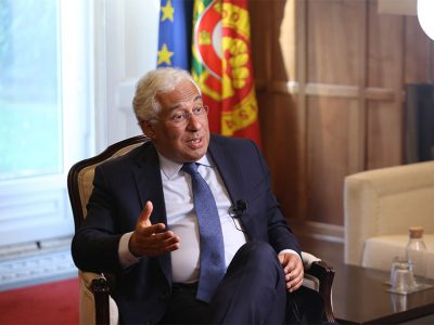 Plano de recuperação europeu deve responder aos desafios de uma verdadeira união política, económica e social