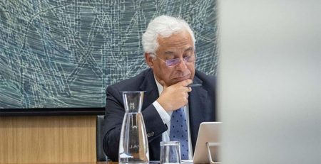 António Costa congratula-se com "grande coincidência" no avanço da resposta europeia