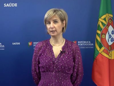 Ministra da Saúde envia mensagem de reconhecimento pelo trabalho dos profissionais do setor