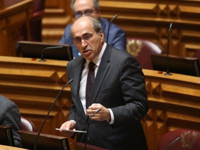 PS congratula-se com Programa de Estabilidade focado nas medidas de combate à pandemia
