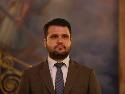 PS quer ouvir no Parlamento 31 entidades do setor financeiro