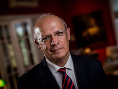 PS singulariza-se por nunca dissociar liberdade e igualdade