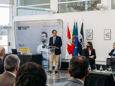 Ensino Superior deve agarrar "oportunidade para inovar"