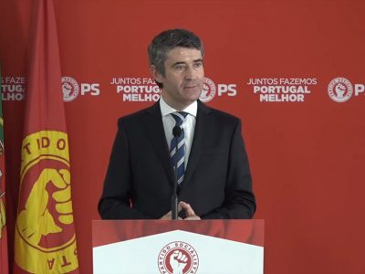 PS desafia TAP a corrigir plano que “lesa interesse nacional”