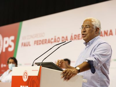 Recuperação do país pede uma “maioria sólida e estável” à esquerda