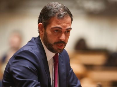 Governo reitera vontade de diálogo com partidos da esquerda parlamentar