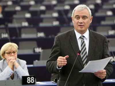 Pedro Silva Pereira relator para o Acordo do Brexit
