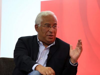 Primazia do SNS no modelo da Lei de Bases da Saúde é para manter