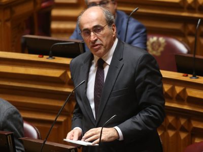 Orçamento aposta na preservação de emprego e no apoio às empresas com justiça fiscal