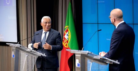 Vacinação e reforço do Pilar Social serão “grandes prioridades” da presidência portuguesa da UE
