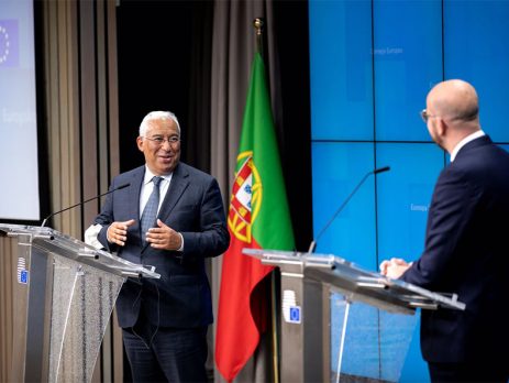 Vacinação e reforço do Pilar Social serão “grandes prioridades” da presidência portuguesa da UE