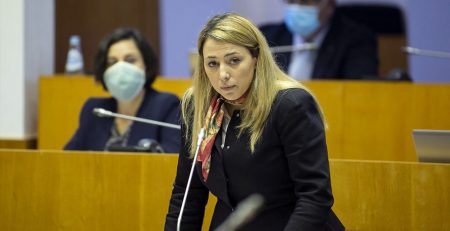 Legado da governação do PS permite responder aos efeitos económicos e sociais da pandemia