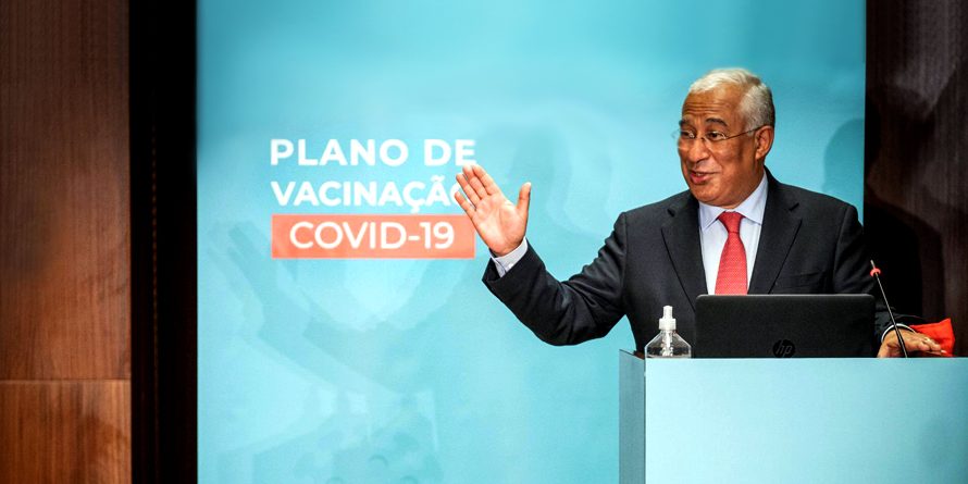António Costa felicita aprovação da primeira vacina contra a Covid-19