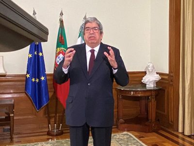“Votar é uma forma de resistência ao vírus e a quem se aproveita do medo”