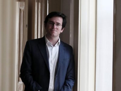 Miguel Costa Matos: “Precisamos de atualizar a política aos novos tempos e desafiar as novas gerações a participar”
