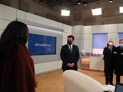 Estudo em Casa alargado ao secundário fica como “legado para anos vindouros”