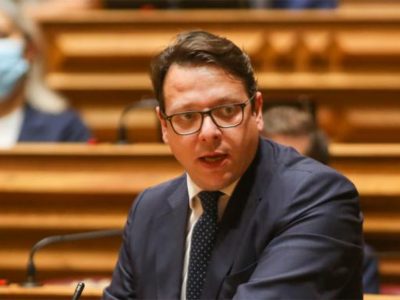Adiamento das autárquicas proposto pelo PSD é “desprovido de qualquer sentido”