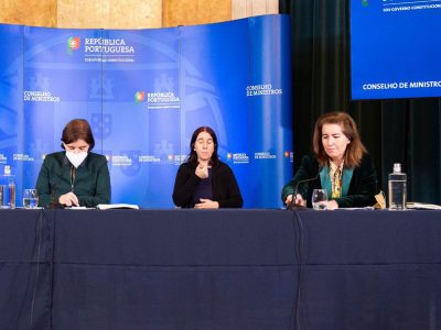 Governo aprova alargamento do apoio às famílias com crianças a cargo