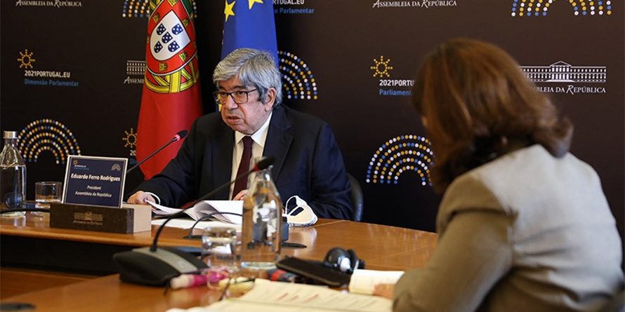 Ferro Rodrigues sublinha importância do Pilar Social europeu para combater populismo