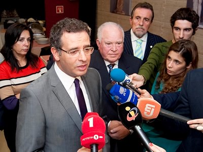 20131105_AJS_AHRESP