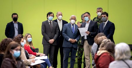 Portugal vai triplicar a administração de vacinas em abril