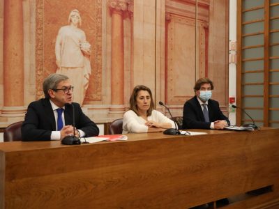 Jorge Lacão e Constança Urbano de Sousa