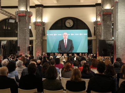 Carlos César, 7 anos de Governo PS