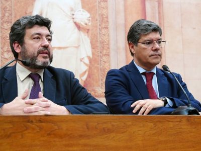 Pedro Delgado Alves e Eurico Brilhante Dias anunciam o ciclo de conferências sobre a reforma da justiça